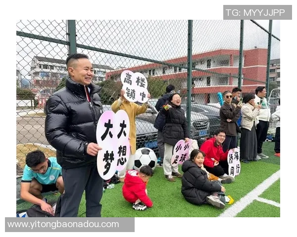 足球踢地球的梦想与现实探讨全球足球文化的影响与发展