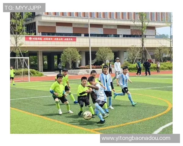 踢足球怎么才能提高技巧和团队配合能力的实用指南